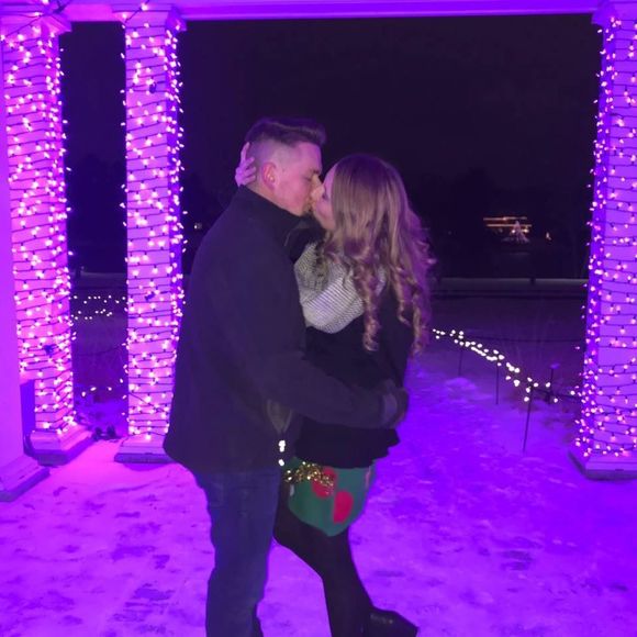 Meet your Posher, Jennifer - Picture 1 of 1